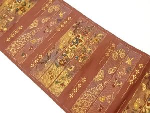 横段に華文・花鳥・蝶模様織出し名古屋帯